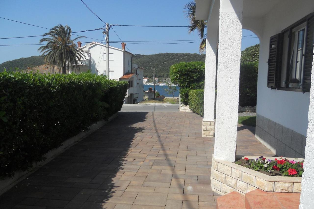 Apartment Supetarska Draga - Donja 5030A Dış mekan fotoğraf