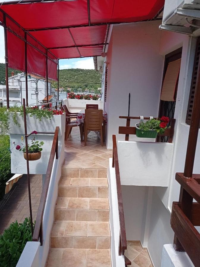 Apartment Supetarska Draga - Donja 5030A Dış mekan fotoğraf